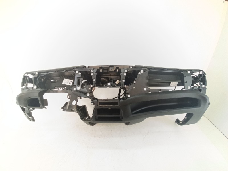Recambio de salpicadero para iveco daily vi furgoneta 33s16, 35s16, 35c16, 40c16, 50c16 referencia OEM IAM 5802518566  