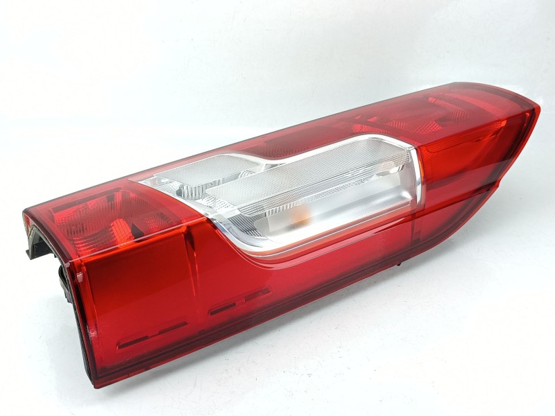 Recambio de piloto trasero derecho para citroën jumper iii furgoneta 2.2 bluehdi 140 referencia OEM IAM 01380672080  