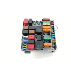 CAJA RELES / FUSIBLES 51905216 