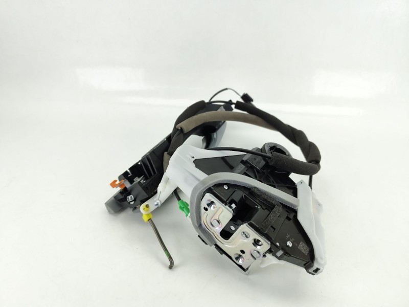 Recambio de cerradura puerta delantera izquierda para nissan qashqai iii (j12) 1.3 dig-t referencia OEM IAM 805016UA0A  