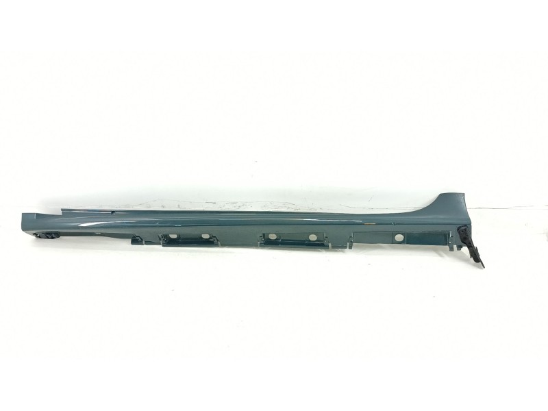 Recambio de faldon lateral para toyota yaris (_p21_, _pa1_, _ph1_) 1.5 hybrid (mxph10) referencia OEM IAM 758520D100  