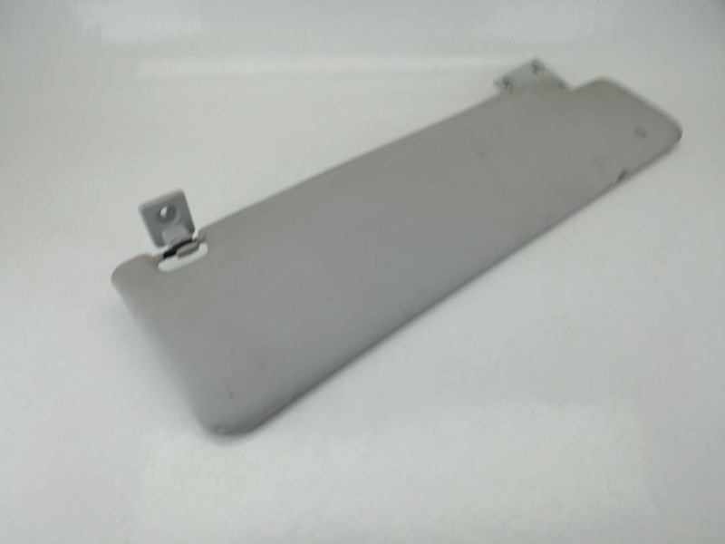 Recambio de parasol derecho para iveco daily vi caja/chasis 33s15, 35s15, 35c15 referencia OEM IAM 5802754329  