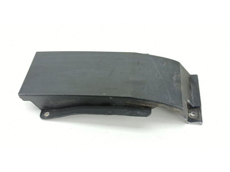 Recambio de moldura para iveco daily vi furgoneta 33s16, 35s16, 35c16, 40c16, 50c16 referencia OEM IAM 5801521537  