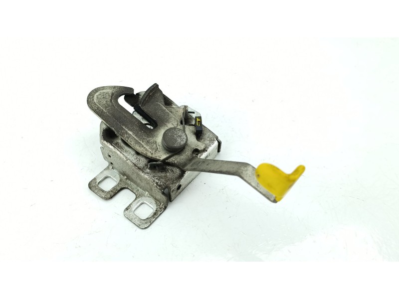 Recambio de cerradura capo para iveco daily vi furgoneta 33s16, 35s16, 35c16, 40c16, 50c16 referencia OEM IAM 5801688584  