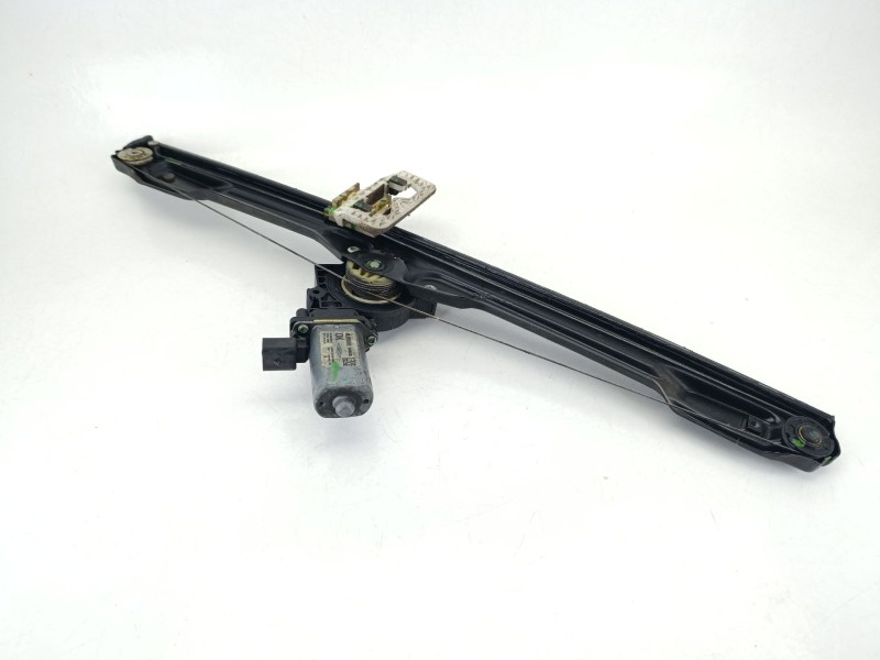 Recambio de elevalunas delantero derecho para iveco daily vi caja/chasis 33s15, 35s15, 35c15 referencia OEM IAM 5802578844  