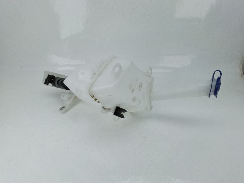 Recambio de deposito limpia para toyota yaris (_p21_, _pa1_, _ph1_) 1.5 hybrid (mxph10) referencia OEM IAM 85315K0070  