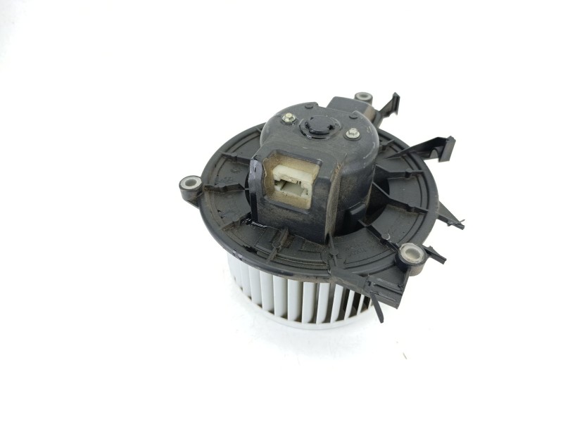Recambio de motor calefaccion para iveco daily vi caja/chasis 33s15, 35s15, 35c15 referencia OEM IAM 42569366  