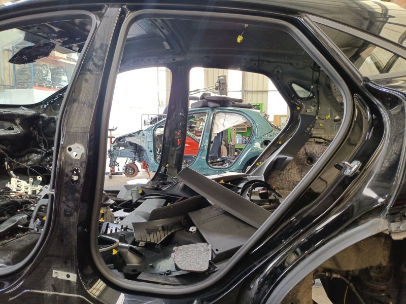 Recambio de gomas contorno puerta para ford puma (j2k, cf7) 1.0 ecoboost referencia OEM IAM   