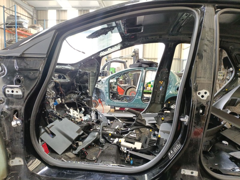 Recambio de gomas contorno puerta para ford puma (j2k, cf7) 1.0 ecoboost referencia OEM IAM   