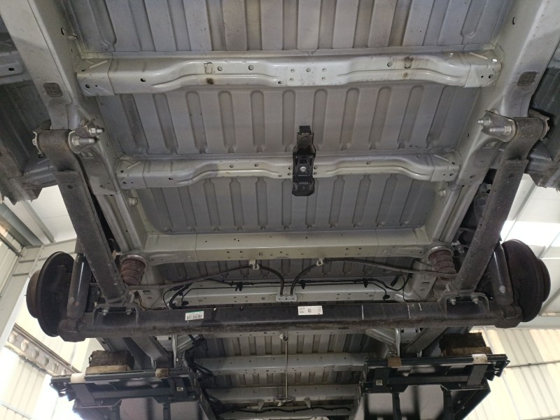 Recambio de puente trasero para citroën jumper iii furgoneta 2.2 bluehdi 140 referencia OEM IAM 5148Q3  