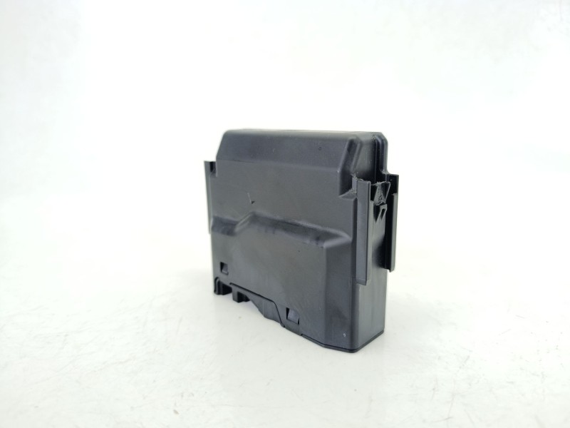 Recambio de modulo electronico para toyota yaris (_p21_, _pa1_, _ph1_) 1.5 hybrid (mxph10) referencia OEM IAM 74810384  