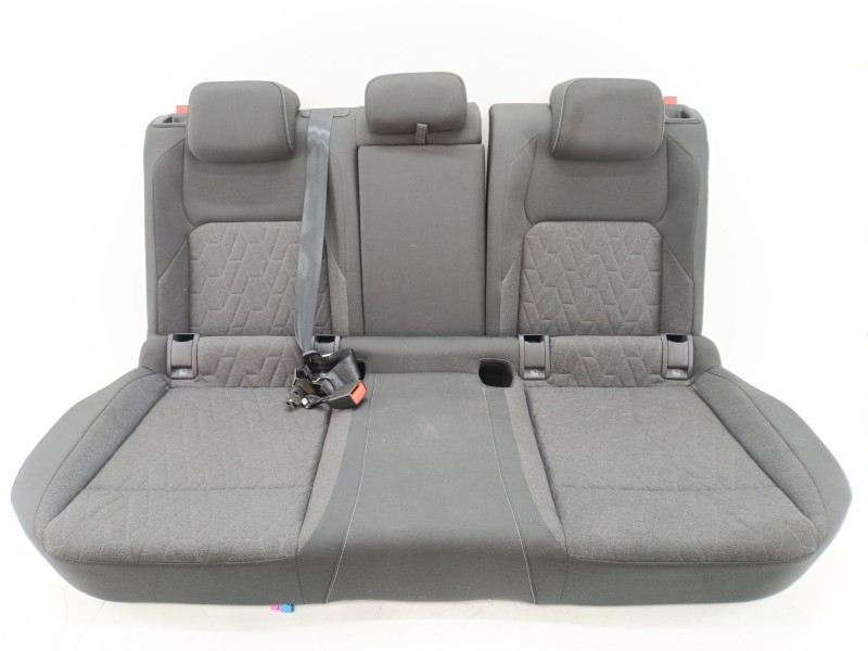 Recambio de asientos traseros para volkswagen golf viii variant (cg5, db5) 1.5 tsi referencia OEM IAM 5H0885175Q  