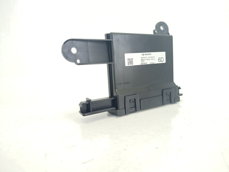 Recambio de modulo electronico para toyota yaris (_p21_, _pa1_, _ph1_) 1.5 hybrid (mxph10) referencia OEM IAM 886500DB60  
