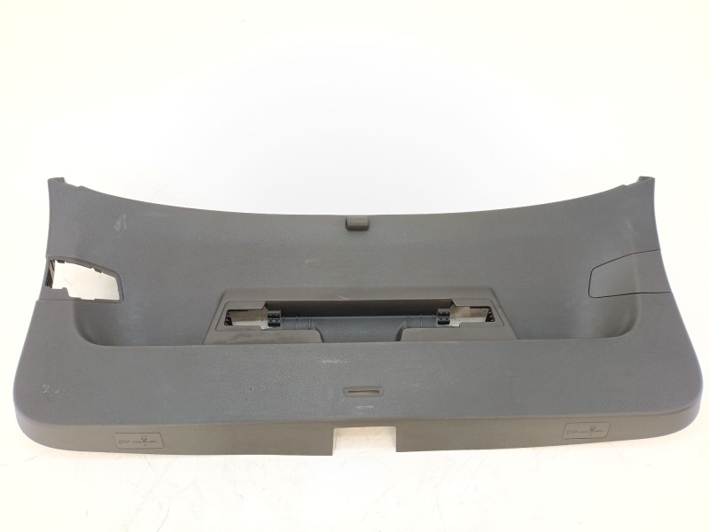 Recambio de guarnecido porton trasero para volkswagen golf viii variant (cg5, db5) 1.5 tsi referencia OEM IAM 5H6867601B  