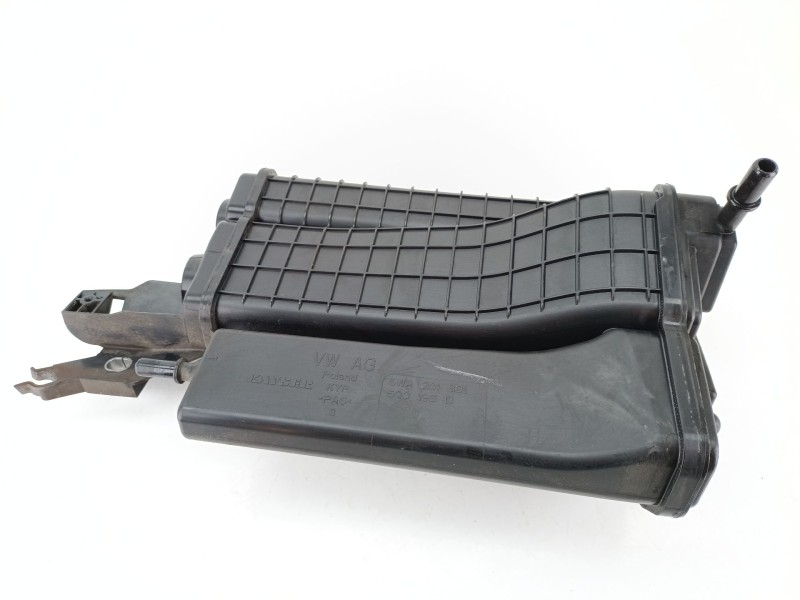 Recambio de filtro carbono activo para volkswagen golf viii variant (cg5, db5) 1.5 tsi referencia OEM IAM 5WA201801  