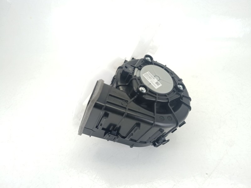 Recambio de motor calefaccion para toyota yaris (_p21_, _pa1_, _ph1_) 1.5 hybrid (mxph10) referencia OEM IAM G9230K0021  
