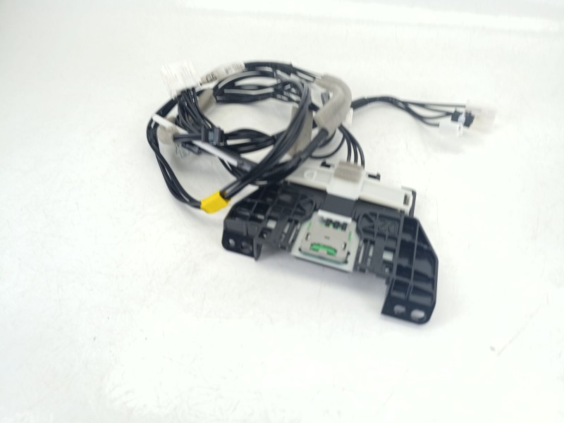 Recambio de antena para toyota yaris (_p21_, _pa1_, _ph1_) 1.5 hybrid (mxph10) referencia OEM IAM 86862K0010  