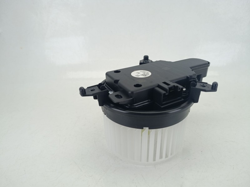 Recambio de motor calefaccion para toyota yaris (_p21_, _pa1_, _ph1_) 1.5 hybrid (mxph10) referencia OEM IAM 87103K0020  
