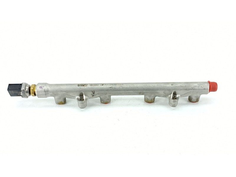 Recambio de rampa inyectora para volkswagen golf viii variant (cg5, db5) 1.5 tsi referencia OEM IAM 05E133320B  