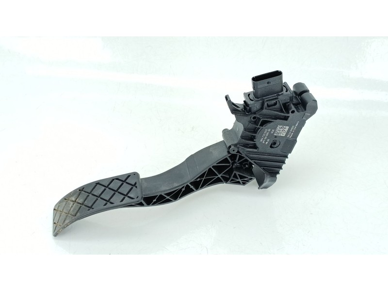 Recambio de potenciometro pedal para volkswagen golf viii variant (cg5, db5) 1.5 tsi referencia OEM IAM 3WA723503  