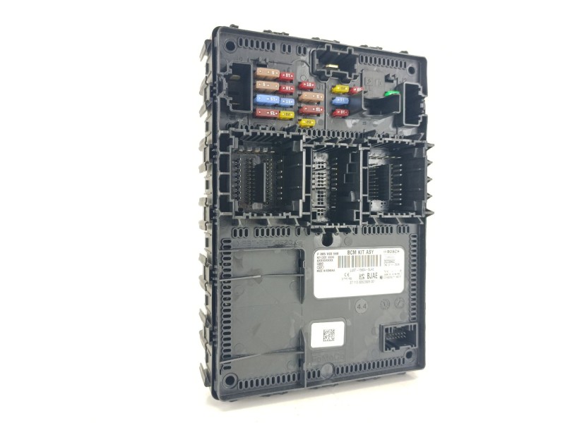 Recambio de caja reles / fusibles para ford puma (j2k, cf7) 1.0 ecoboost referencia OEM IAM LU5T15604BJAE  