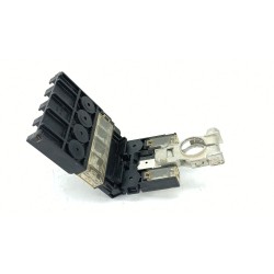 CAJA RELES / FUSIBLES MU001364 