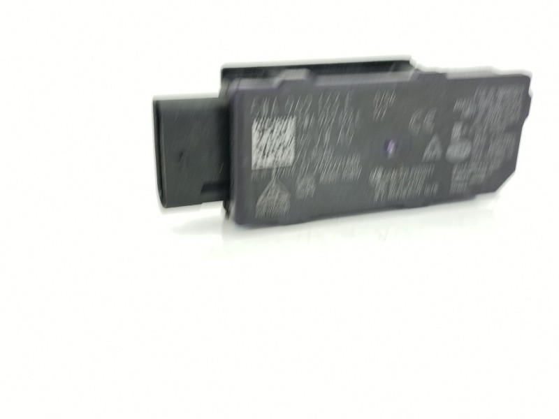 Recambio de antena para audi a3 sportback (8ya, 8yf) 35 tfsi mild hybrid referencia OEM IAM 5WA962133E  