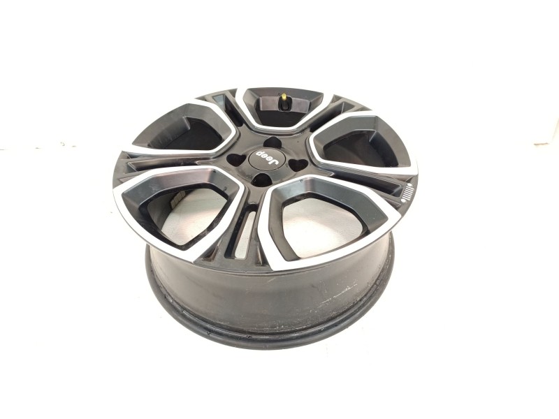 Recambio de llanta para jeep avenger (j2) electric referencia OEM IAM 52197384  