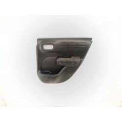 GUARNECIDO PUERTA TRASERA DERECHA YQ000449ZP 