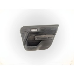 GUARNECIDO PUERTA DELANTERA DERECHA YQ000445ZP 