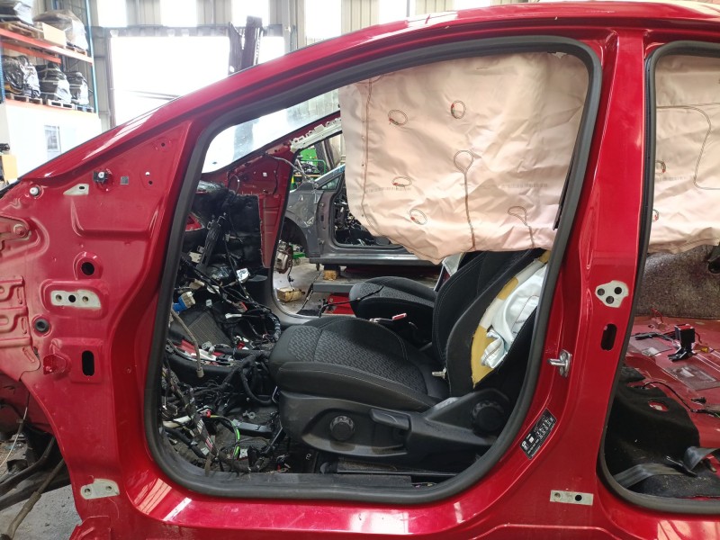 Recambio de gomas contorno puerta para ford puma (j2k, cf7) 1.0 ecoboost referencia OEM IAM   