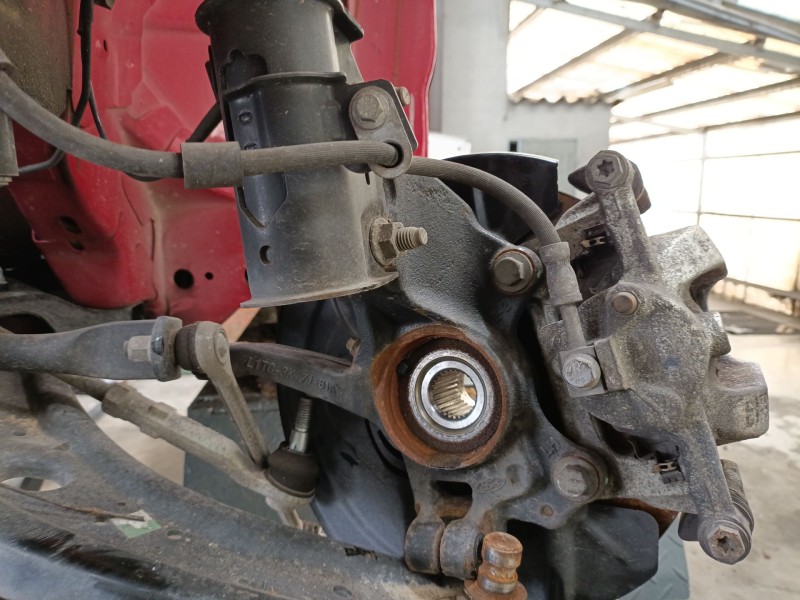 Recambio de mangueta delantera izquierda para ford puma (j2k, cf7) 1.0 ecoboost referencia OEM IAM 2413074  