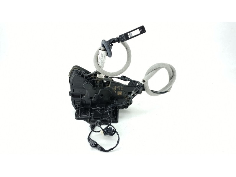 Recambio de cerradura puerta trasera derecha para volkswagen golf viii (cd1, da1) 2.0 tdi referencia OEM IAM 3J0839016A  