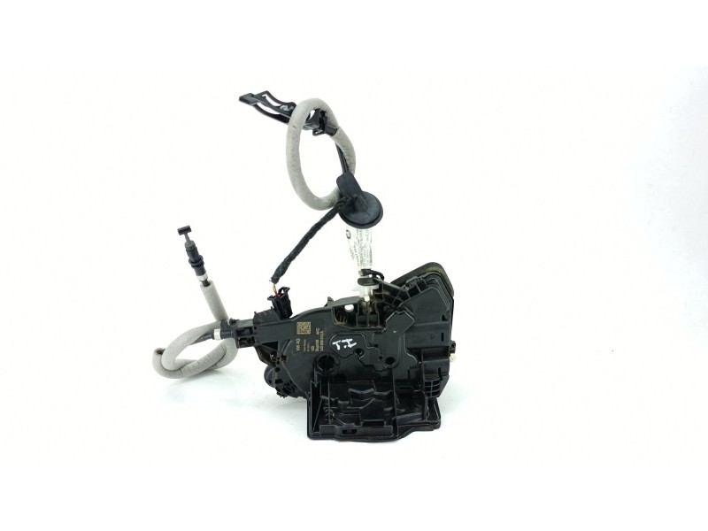 Recambio de cerradura puerta trasera izquierda para volkswagen golf viii (cd1, da1) 2.0 tdi referencia OEM IAM 3J0839015A  