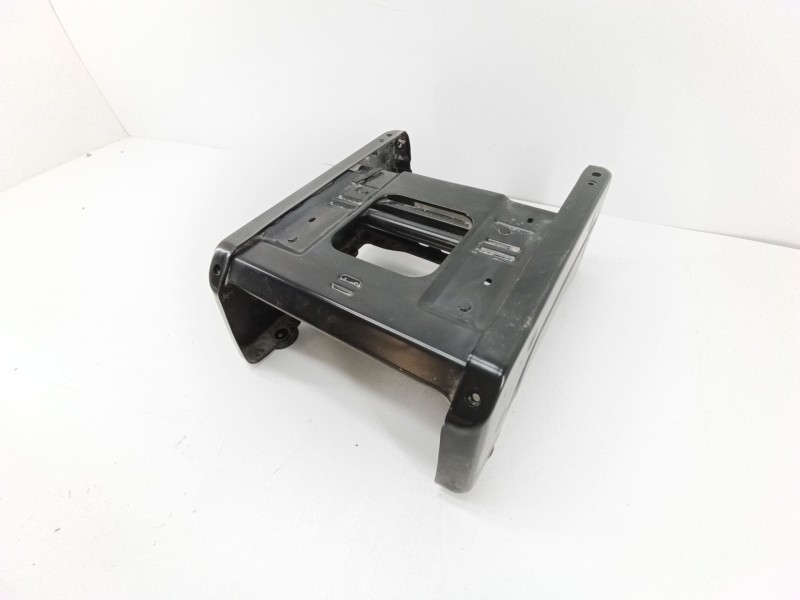 Recambio de asiento delantero izquierdo para nissan nv200 furgoneta e-nv (me0n) referencia OEM IAM G46514FAAA  
