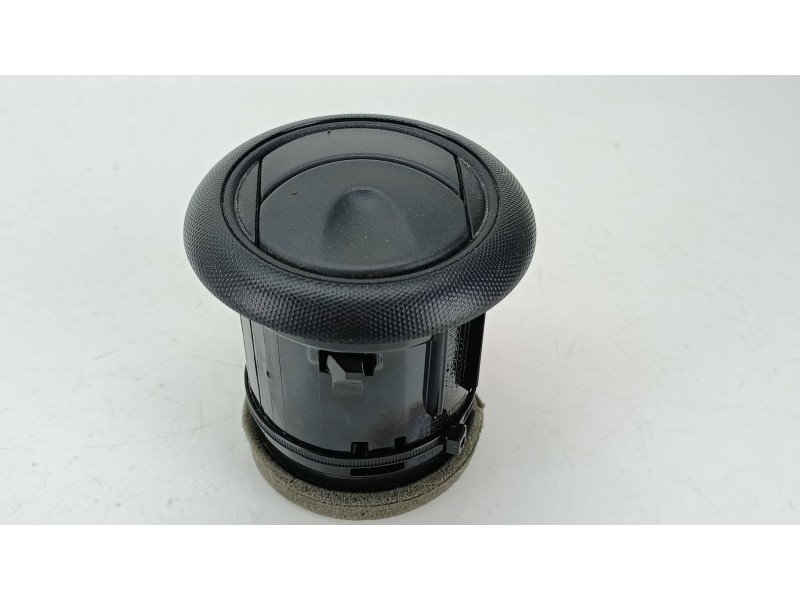 Recambio de aireador para nissan nv200 furgoneta e-nv (me0n) referencia OEM IAM 68760BJ04D  