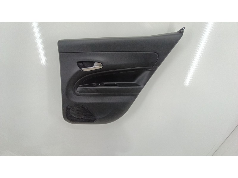 Recambio de guarnecido puerta trasera derecha para jeep avenger (j2) electric referencia OEM IAM 735770935  