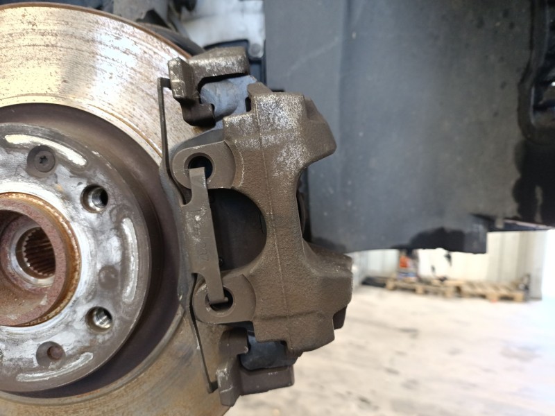Recambio de pinza freno delantera derecha para peugeot rifter 1.5 bluehdi 100 referencia OEM IAM 1635221580  