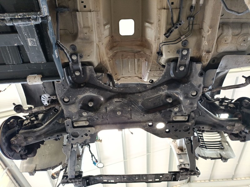 Recambio de puente delantero para peugeot rifter 1.5 bluehdi 100 referencia OEM IAM 9808812580  