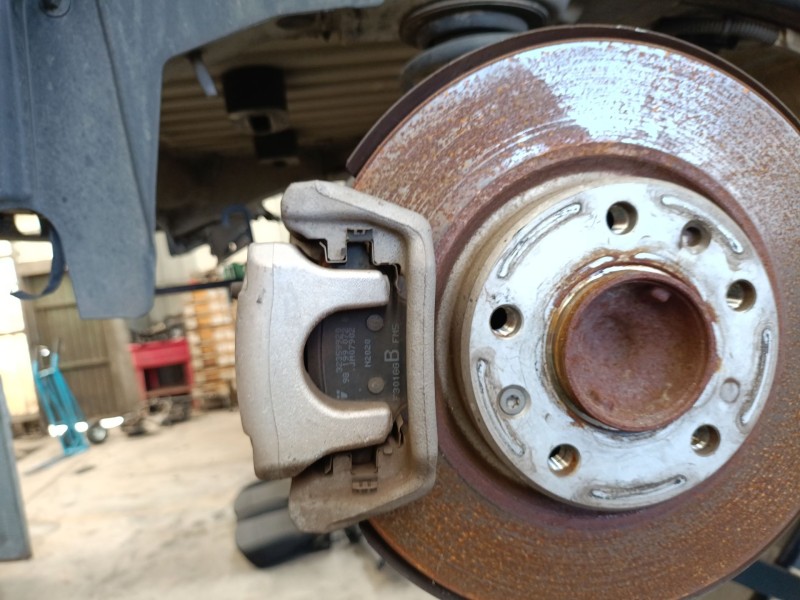 Recambio de pinza freno trasera derecha para peugeot rifter 1.5 bluehdi 100 referencia OEM IAM 1635254880  