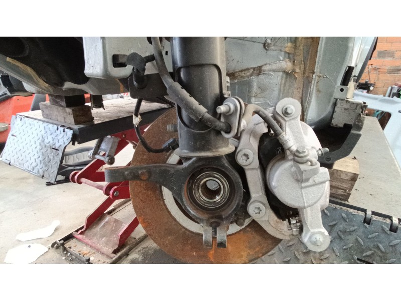 Recambio de mangueta delantera izquierda para jeep avenger (j2) electric referencia OEM IAM 0000052235991  