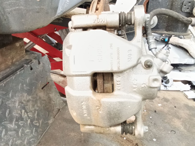 Recambio de pinza freno delantera derecha para jeep avenger (j2) electric referencia OEM IAM 0001681371480  