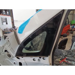 LUNA CUSTODIA DELANTERA IZQUIERDA 768213LG1A 