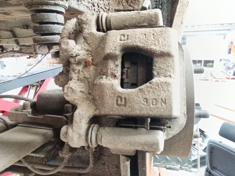 Recambio de pinza freno trasera derecha para nissan nv200 furgoneta e-nv (me0n) referencia OEM IAM 440014FA0A  