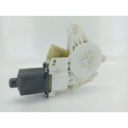 MOTOR ELEVALUNAS TRASERO DERECHO A2048200542 