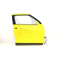 PUERTA DELANTERA DERECHA 6800153R 