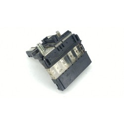 CAJA RELES / FUSIBLES A7310884 