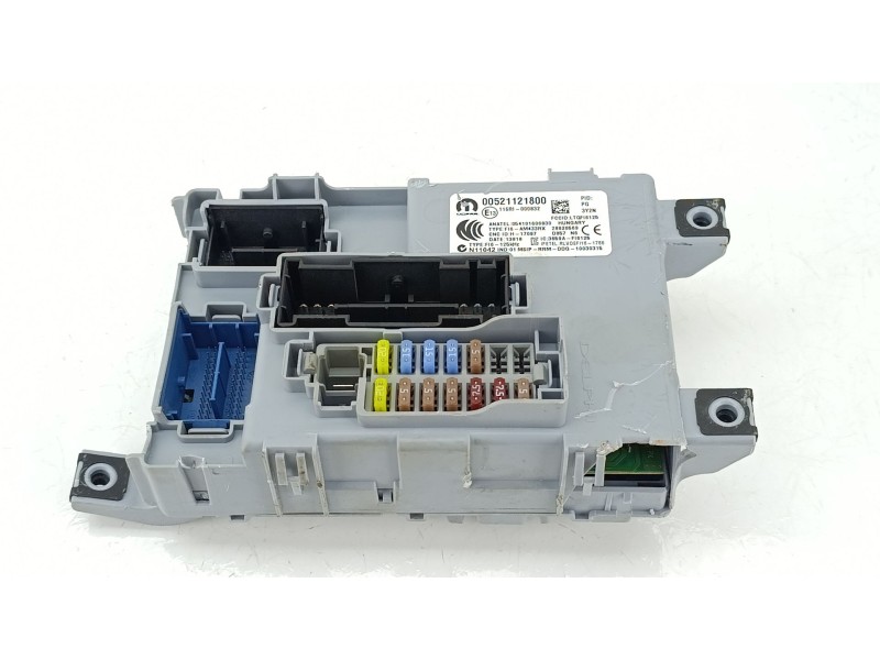 Recambio de caja reles / fusibles para fiat 500 (312_) 1.2 (312axa1a) referencia OEM IAM 521121800  