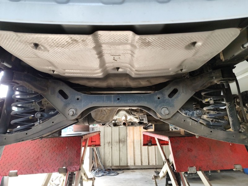 Recambio de puente trasero para hyundai tucson (tl, tle) 1.6 gdi referencia OEM IAM 55405D7500  