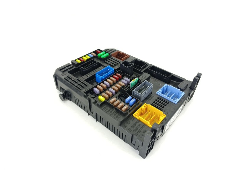Recambio de caja reles / fusibles para jeep avenger (j2) electric referencia OEM IAM 9855665080  